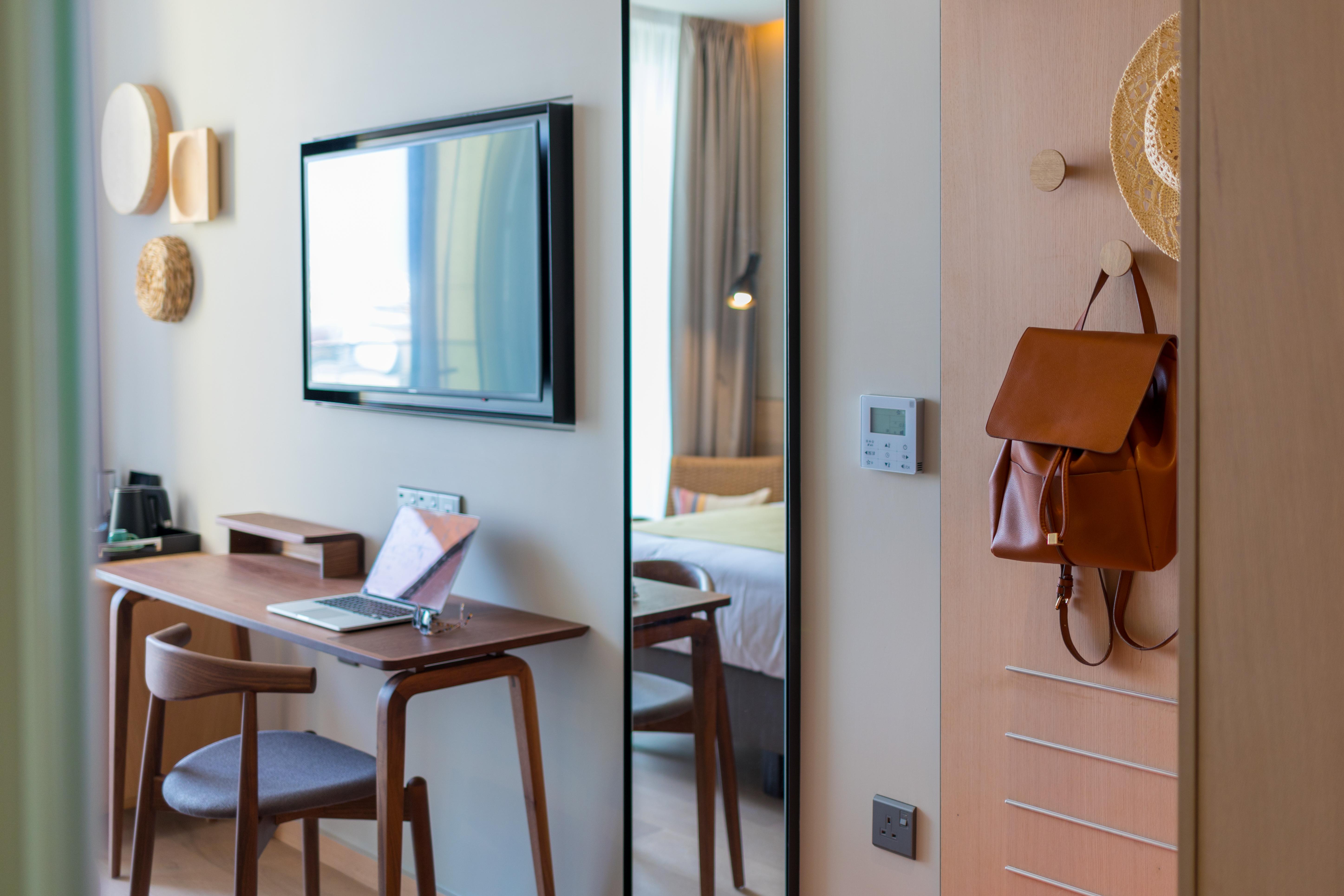 Hotel Indigo Larnaca By Ihg-Adults Only Exterior photo